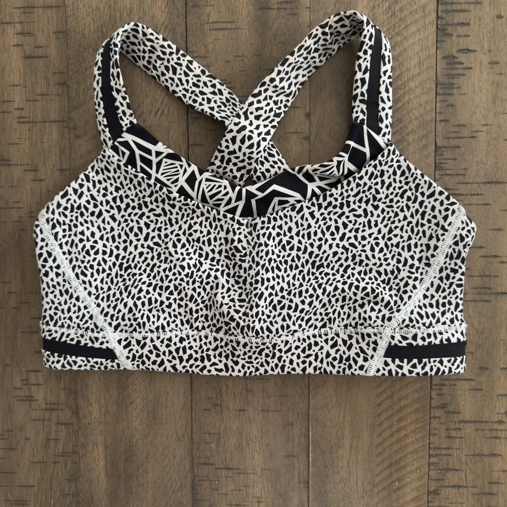 Lululemon Athletica Black and White Geometric Sports Bra